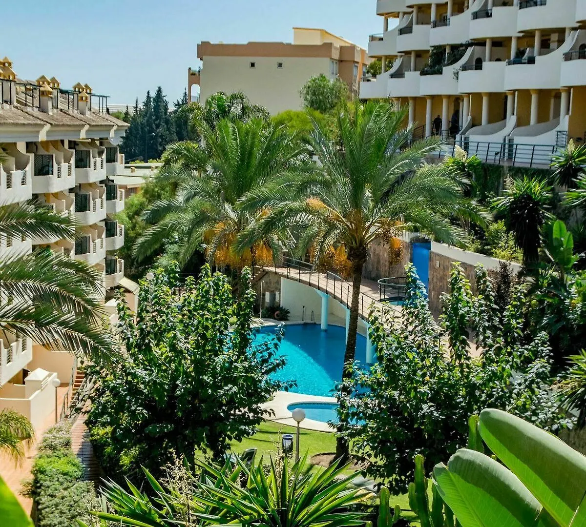 Apartment Senorio Giralda-Sag Roomservice Marbella