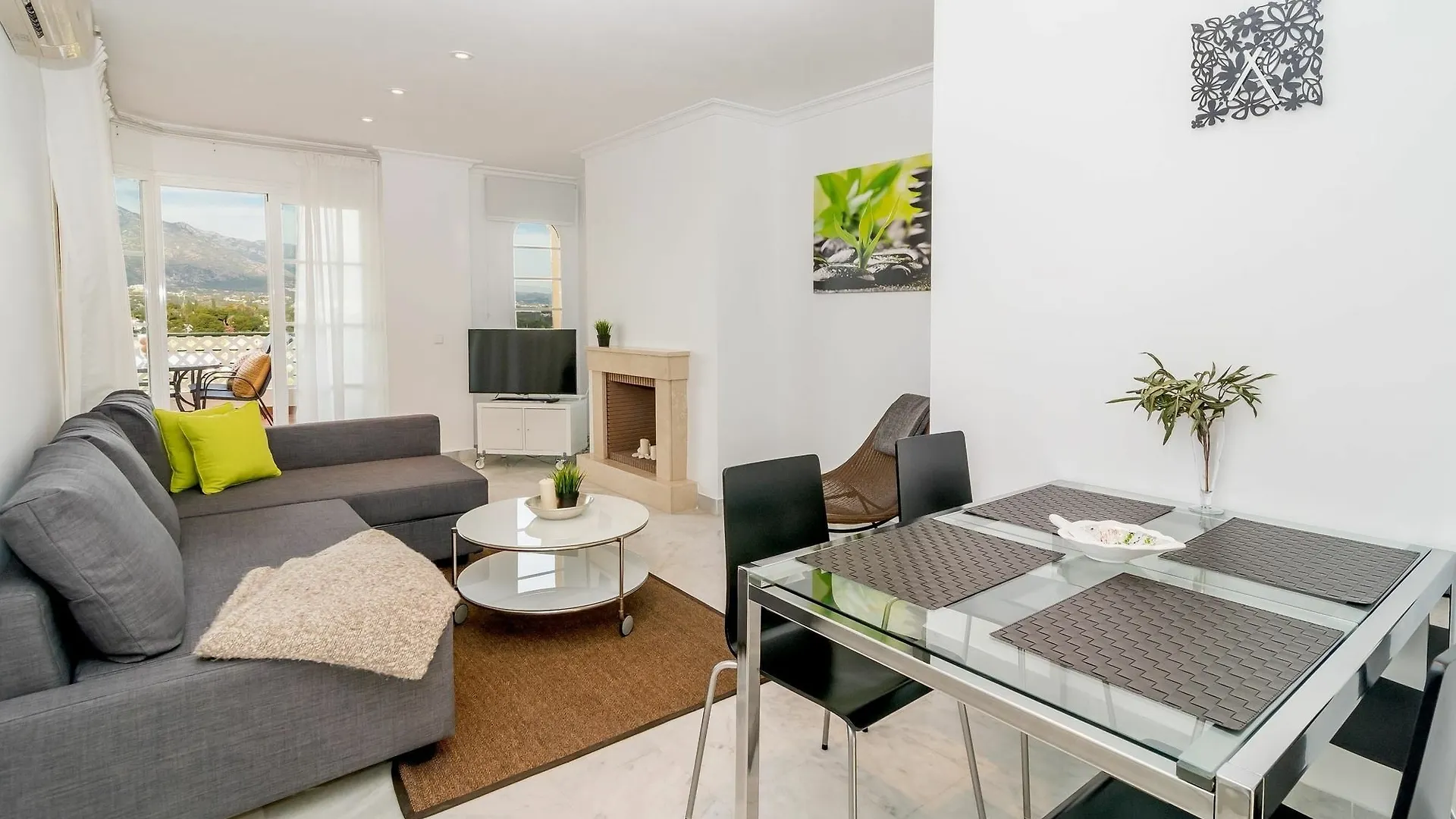 Apartment Senorio Giralda-Sag Roomservice Marbella Spain