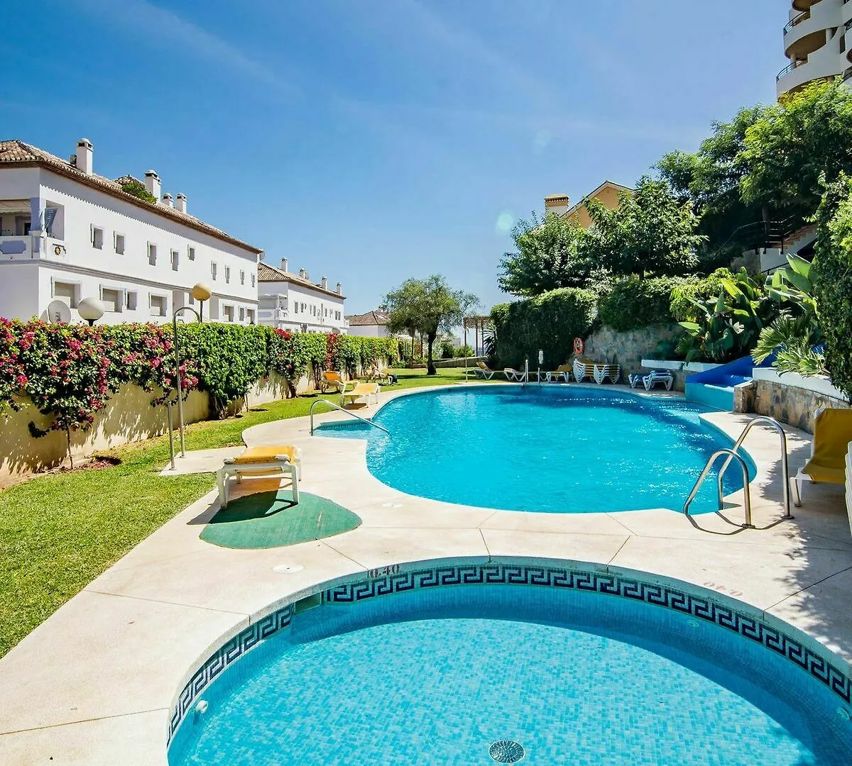 Apartment Senorio Giralda-Sag Roomservice Marbella