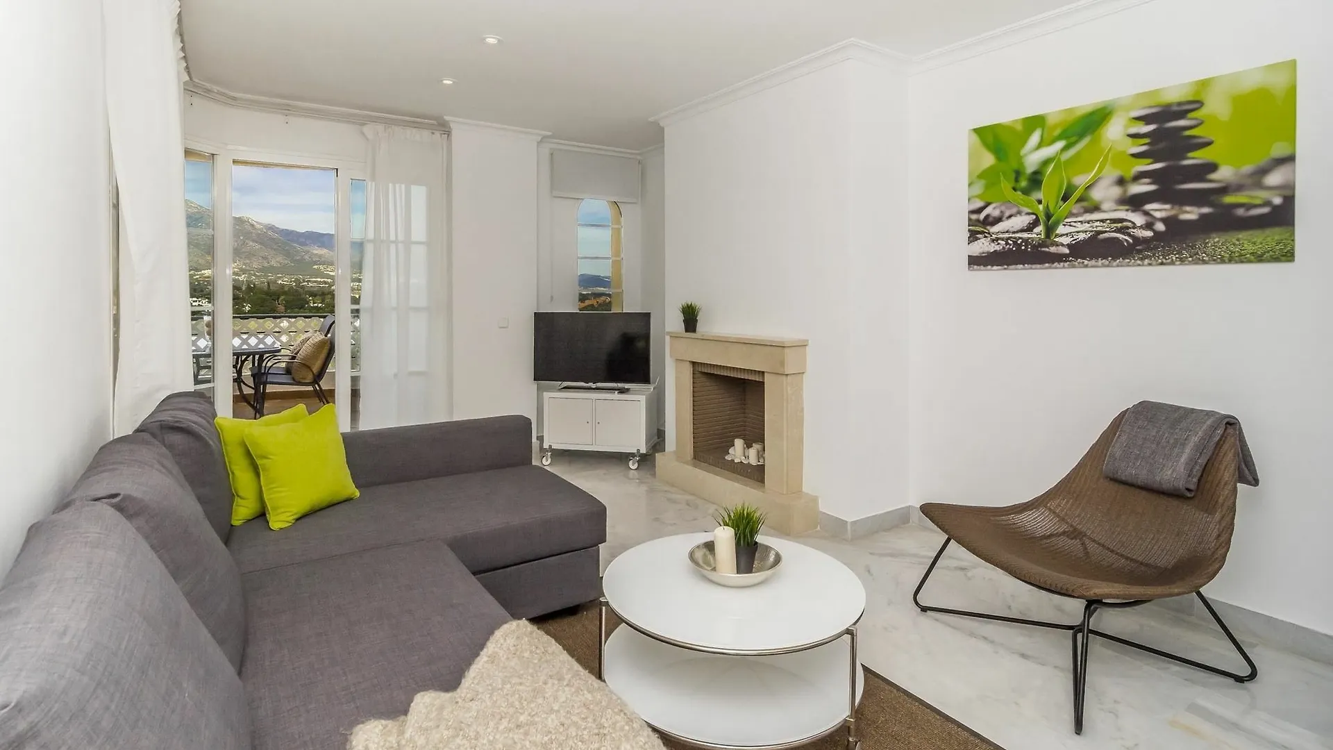 Apartment Senorio Giralda-Sag Roomservice Marbella Spain